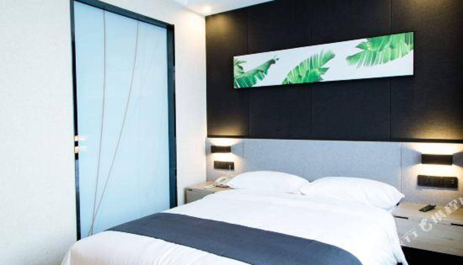 Camera business - Nanjing)  Binjiang Development Zone Home Inn Select Hotel (Ningjing Road