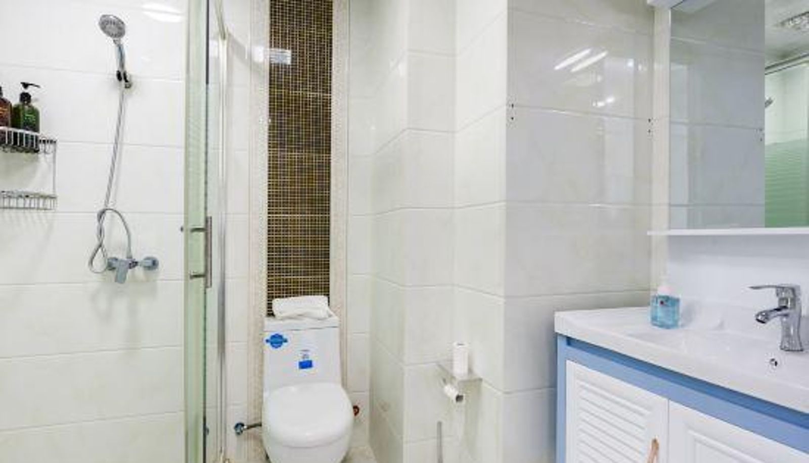 Room - Nanjing Maple Leaf Cinema Serviced Apartment (Taishan Xincun Subway Station)