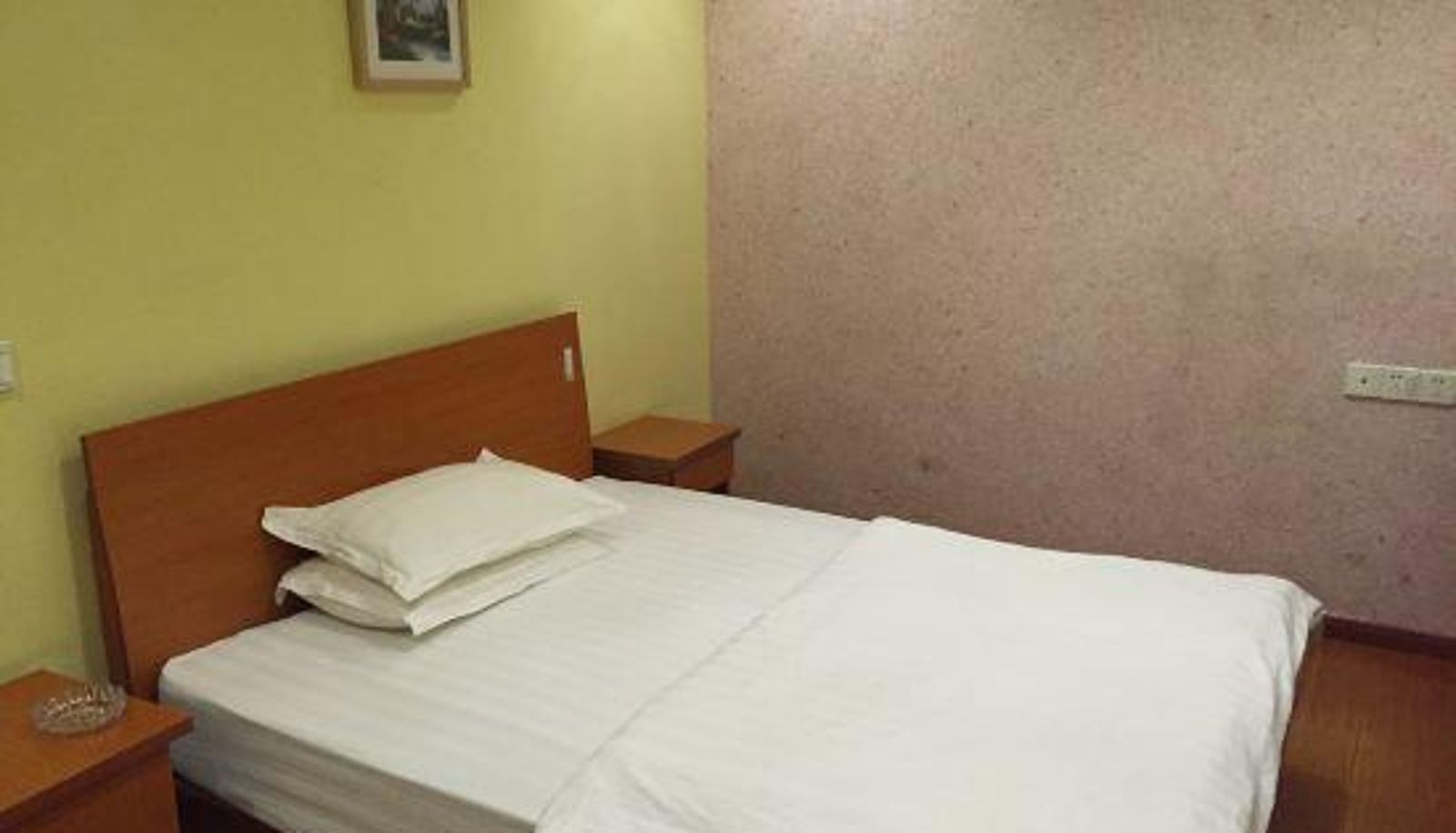 Zimmer - Nanjing Yuran Hotel (Yinxiang Xinyu Integrity Avenue Subway Station Shop)