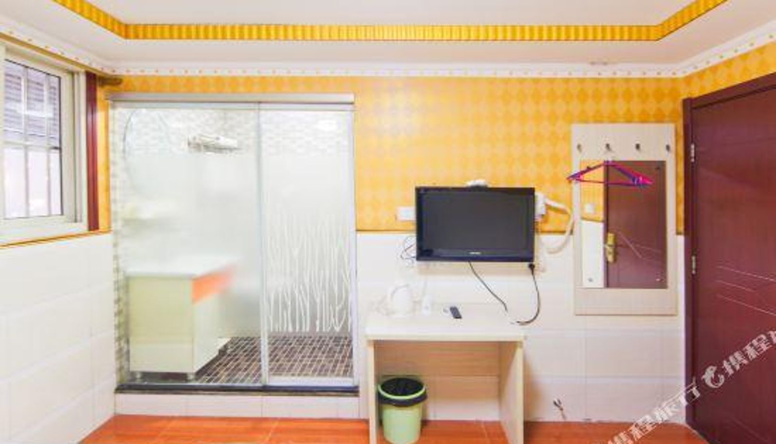 Family room - Sure hotel chains (lion bridge food court xuanwu lake scenic area stores)