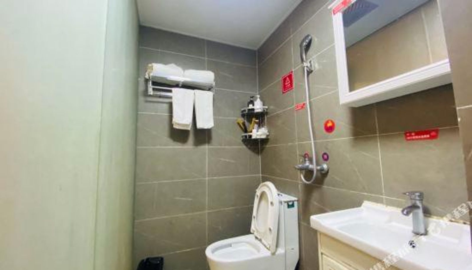 Chambre Familiale - Tianchang Chain Hotel (Nanjing Tiexinqiao Subway Station)
