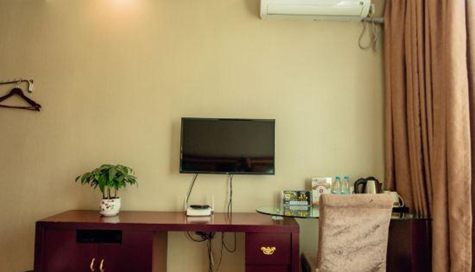 Room - Dunhuang Western Hotel