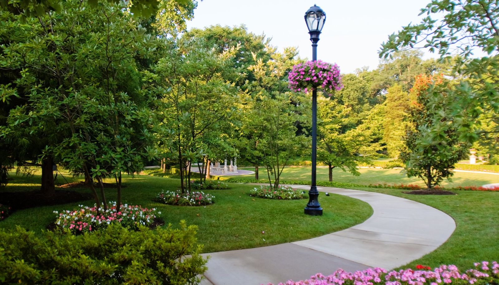 Info - Omni Shoreham Hotel
