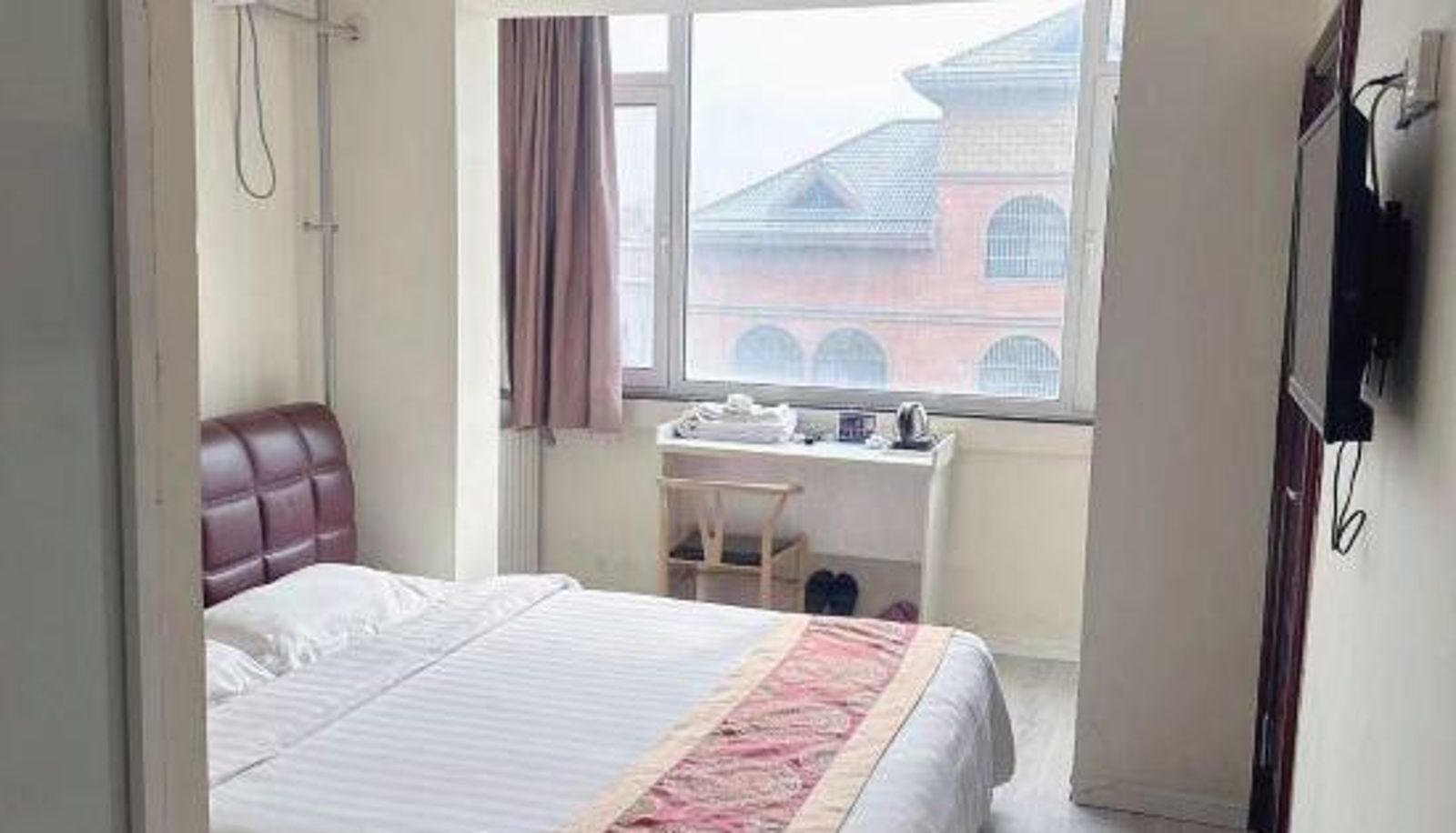 Room - Qingdao Beihai Hongqiao Hotel