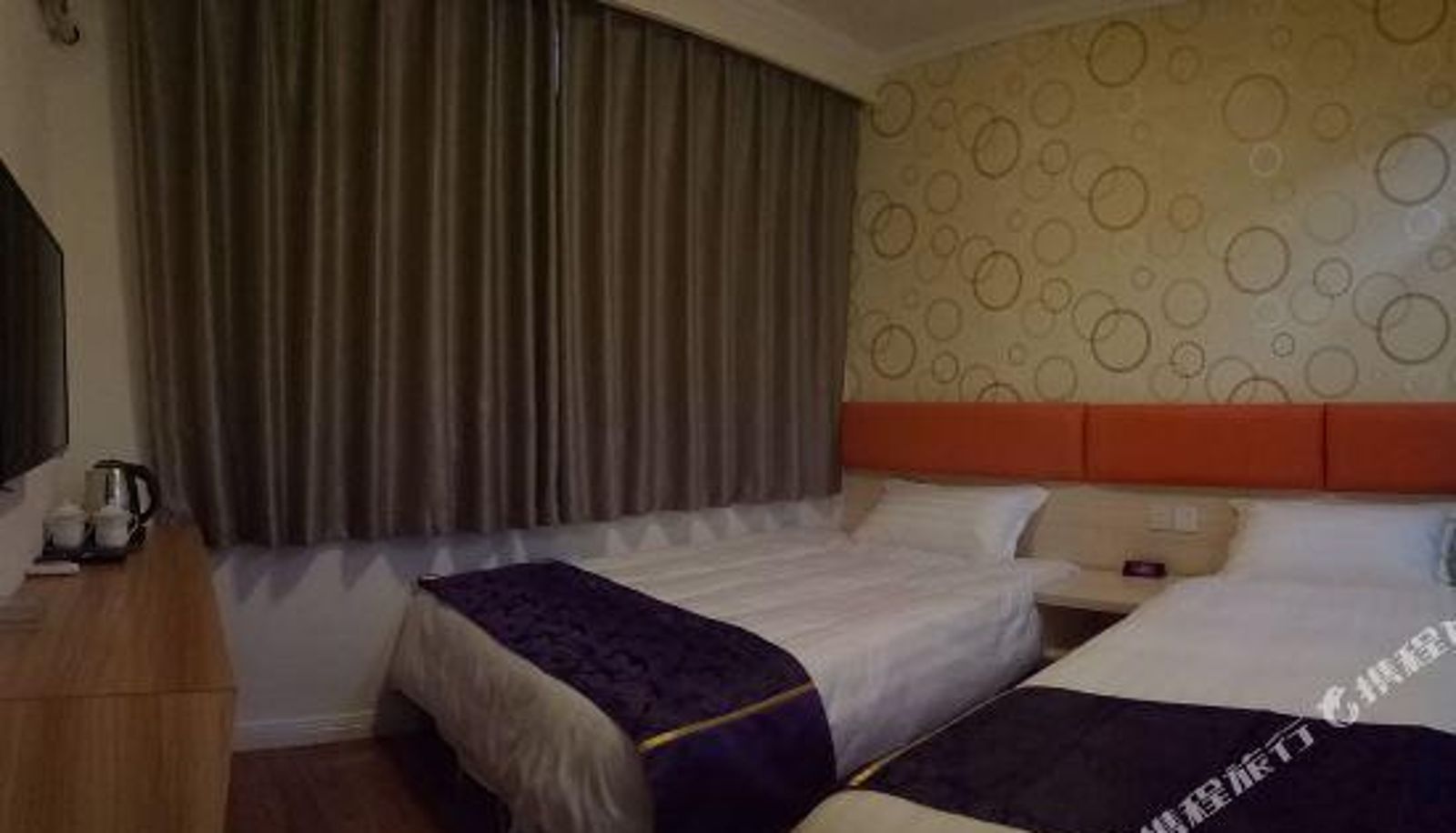 Chambre Familiale - Xinyushun Hotel (Qingdao Zhongshan Road Pichaiyuan)