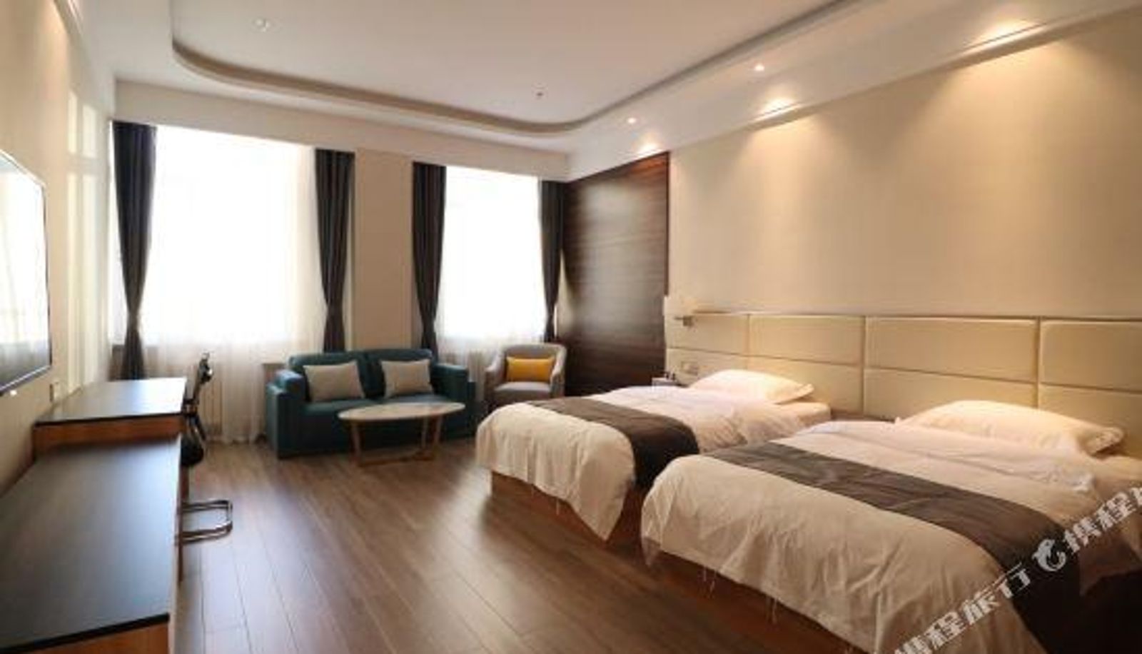 Chambre Familiale - Centennial Business Hotel