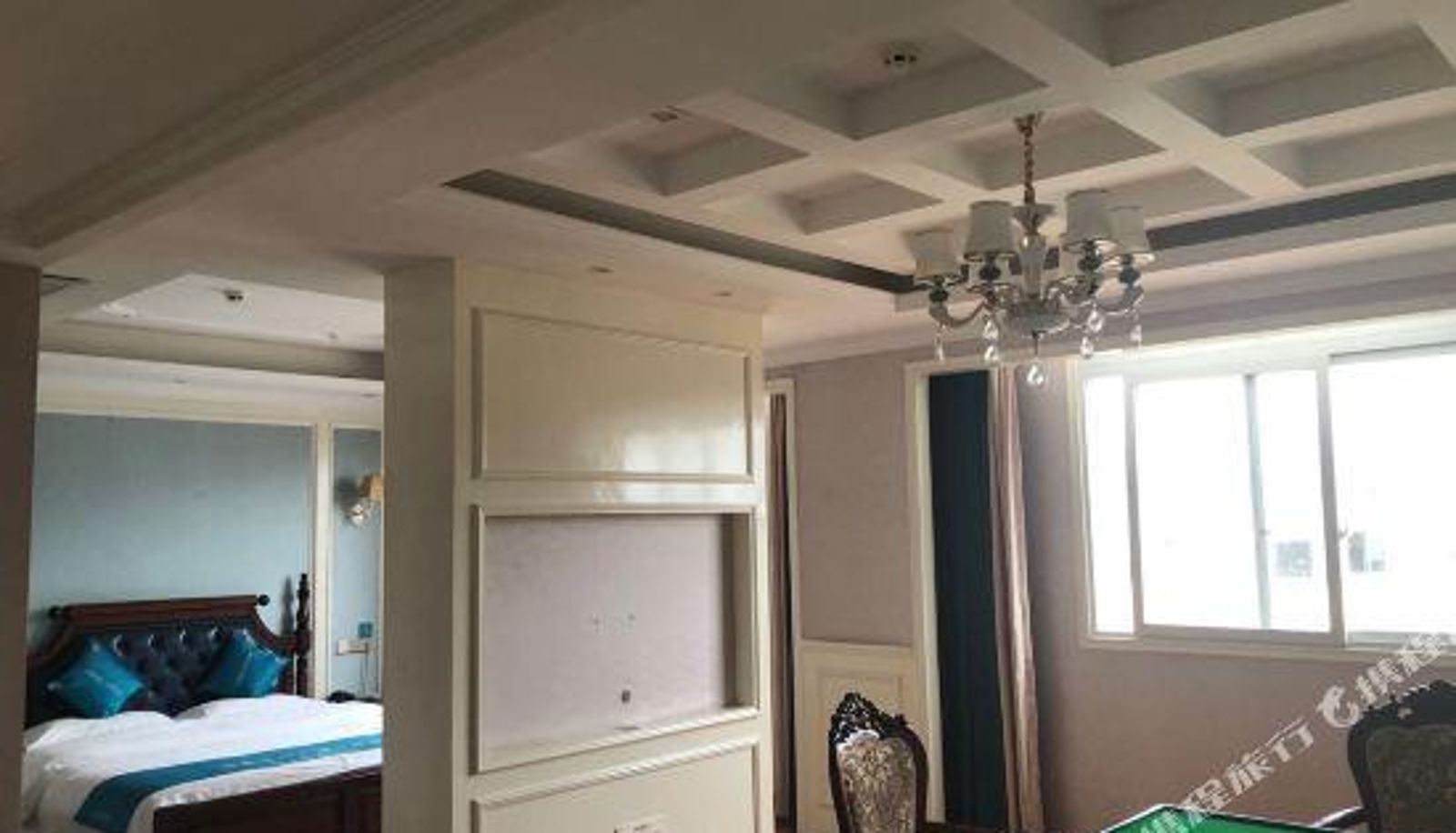 Vista interna - Suoxing Hotel (Zhongqing Dazu Rock Carvings New City)