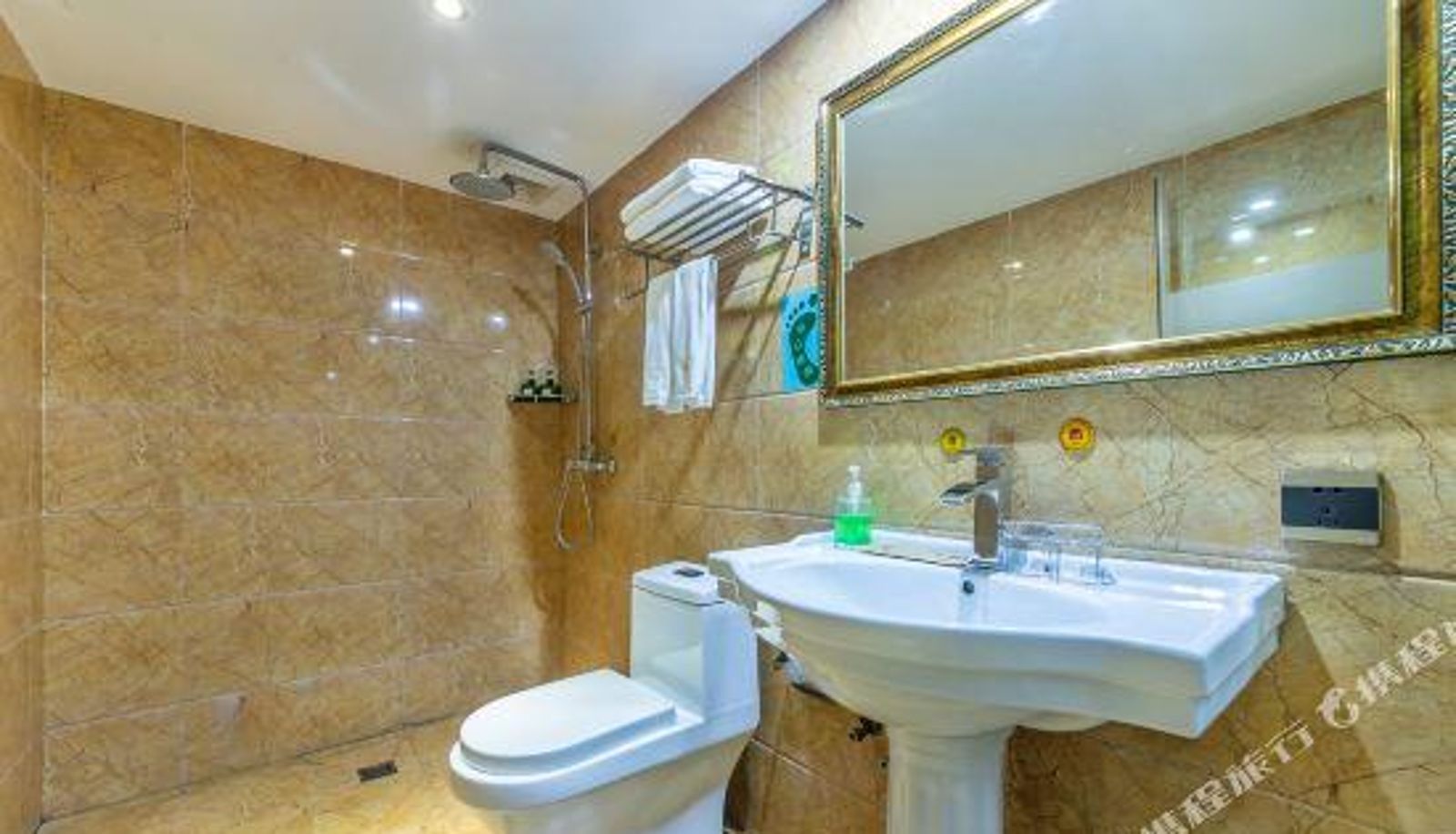 Kamer - Jinhua Business Hotel(Chongqing Shangqing temple)