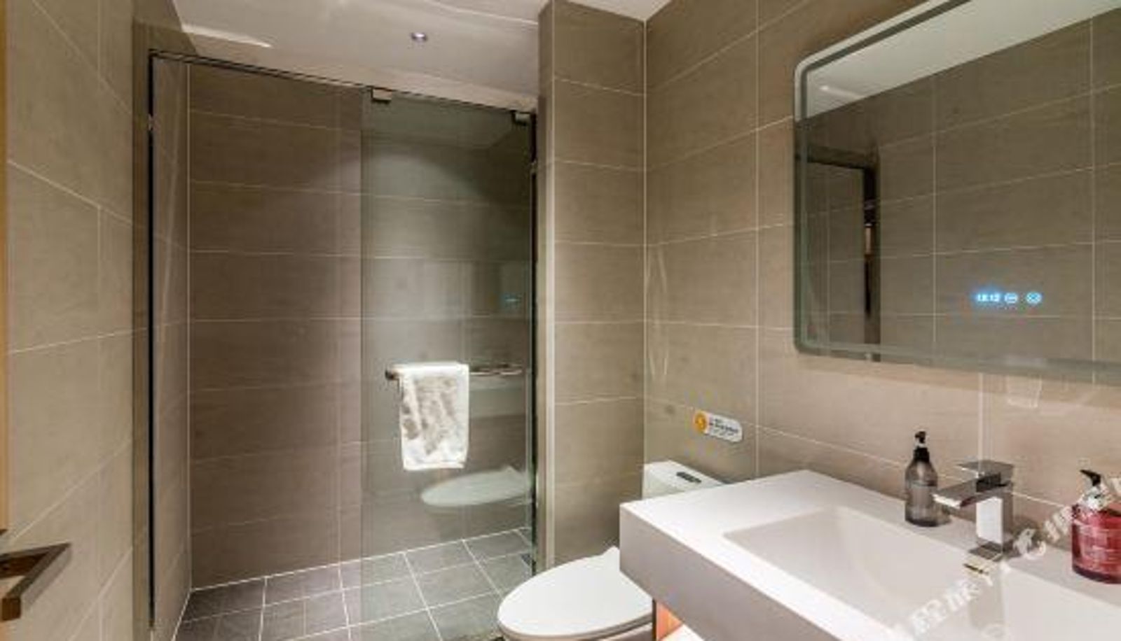 Business room - Motai Hotel (Shanghai Jiading North Metro Station Chengzhong Road Branch)