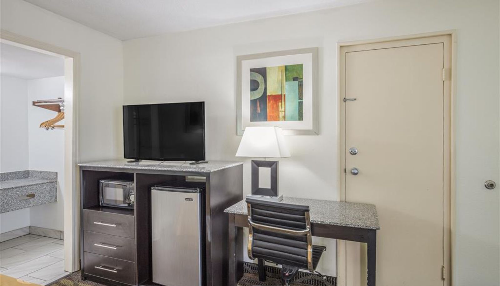 Zimmer - Quality Inn & Suites Conference Center