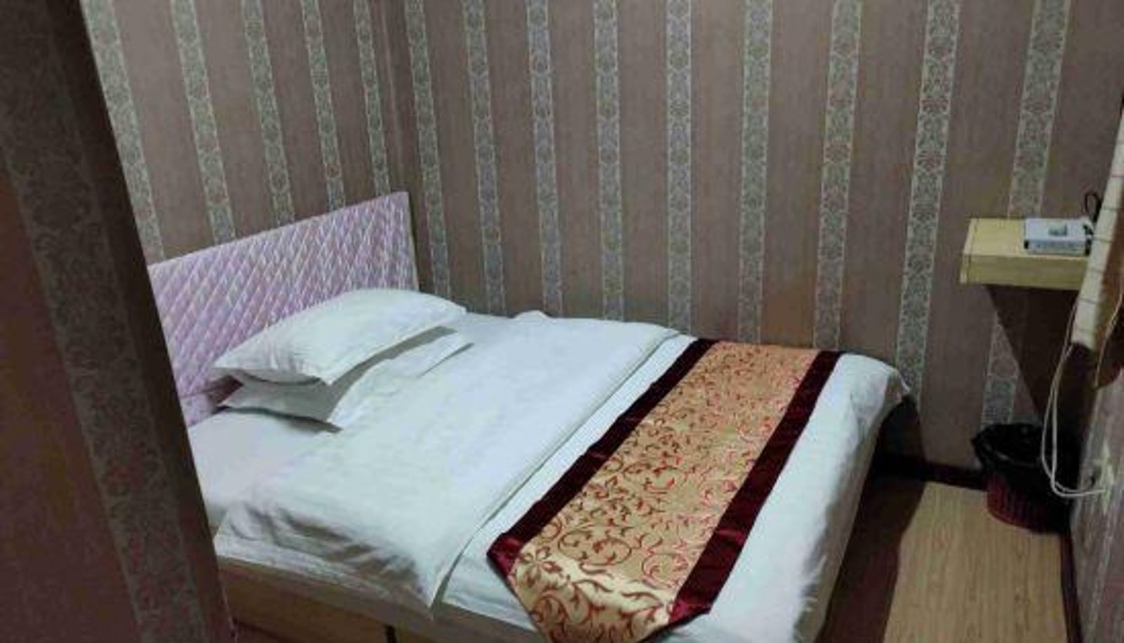 Kamer - Jinhuatai Hostel