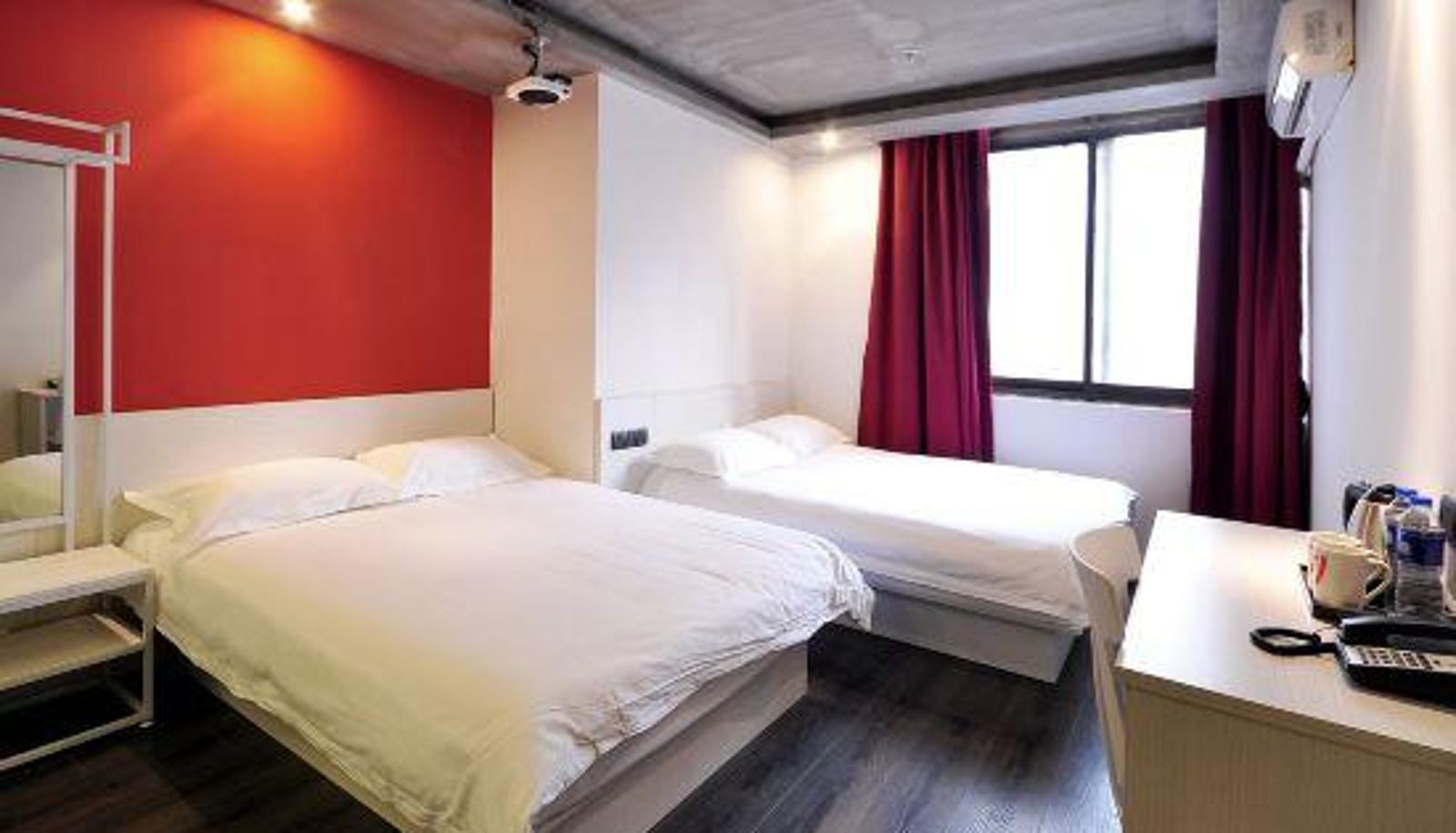 Gezinskamer - Jianwei Space Movie Hotel (Shanghai Jiangning Road subway station store)