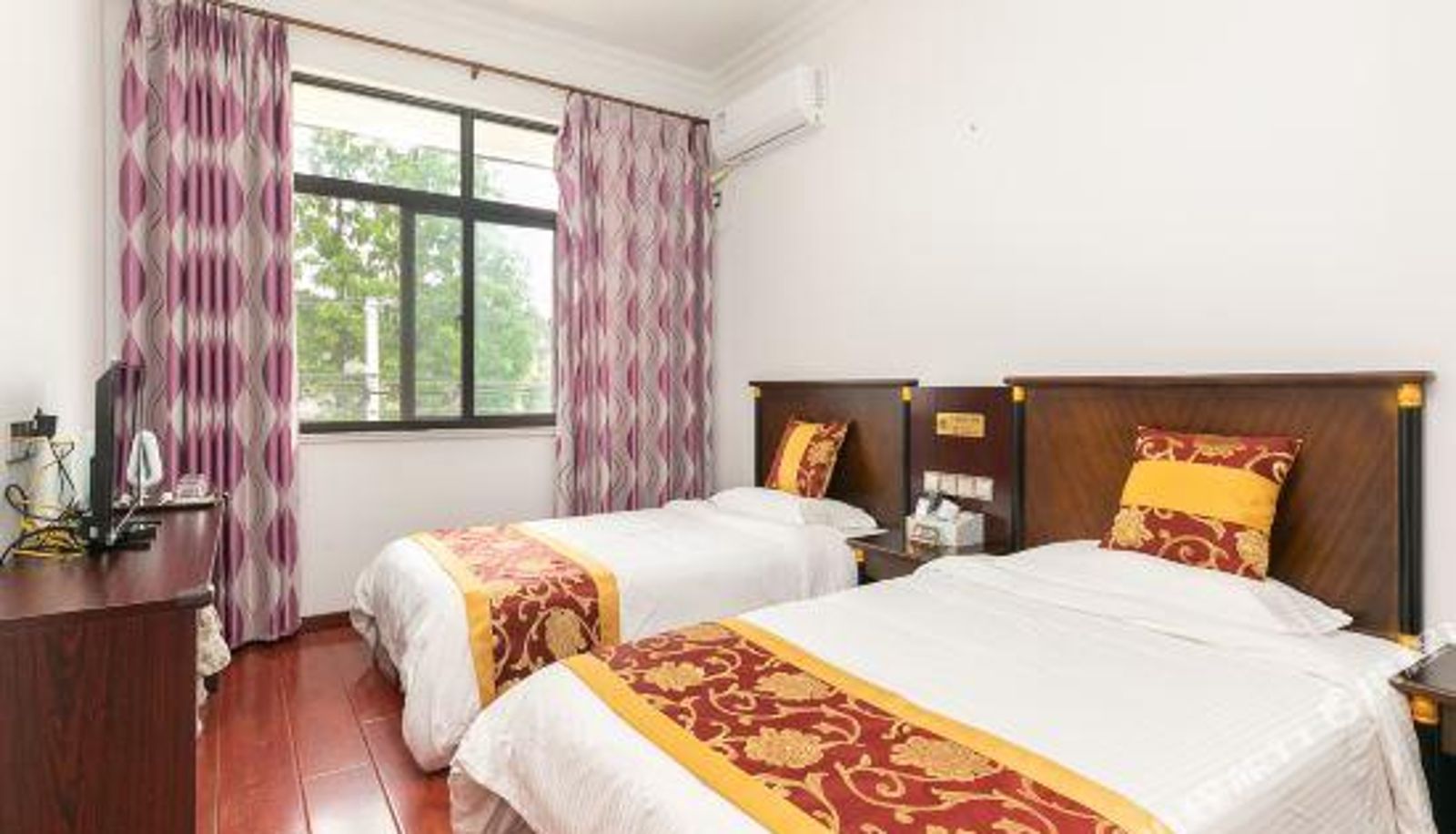 Room - Shanghai Fumin Riverside Flower Villa
