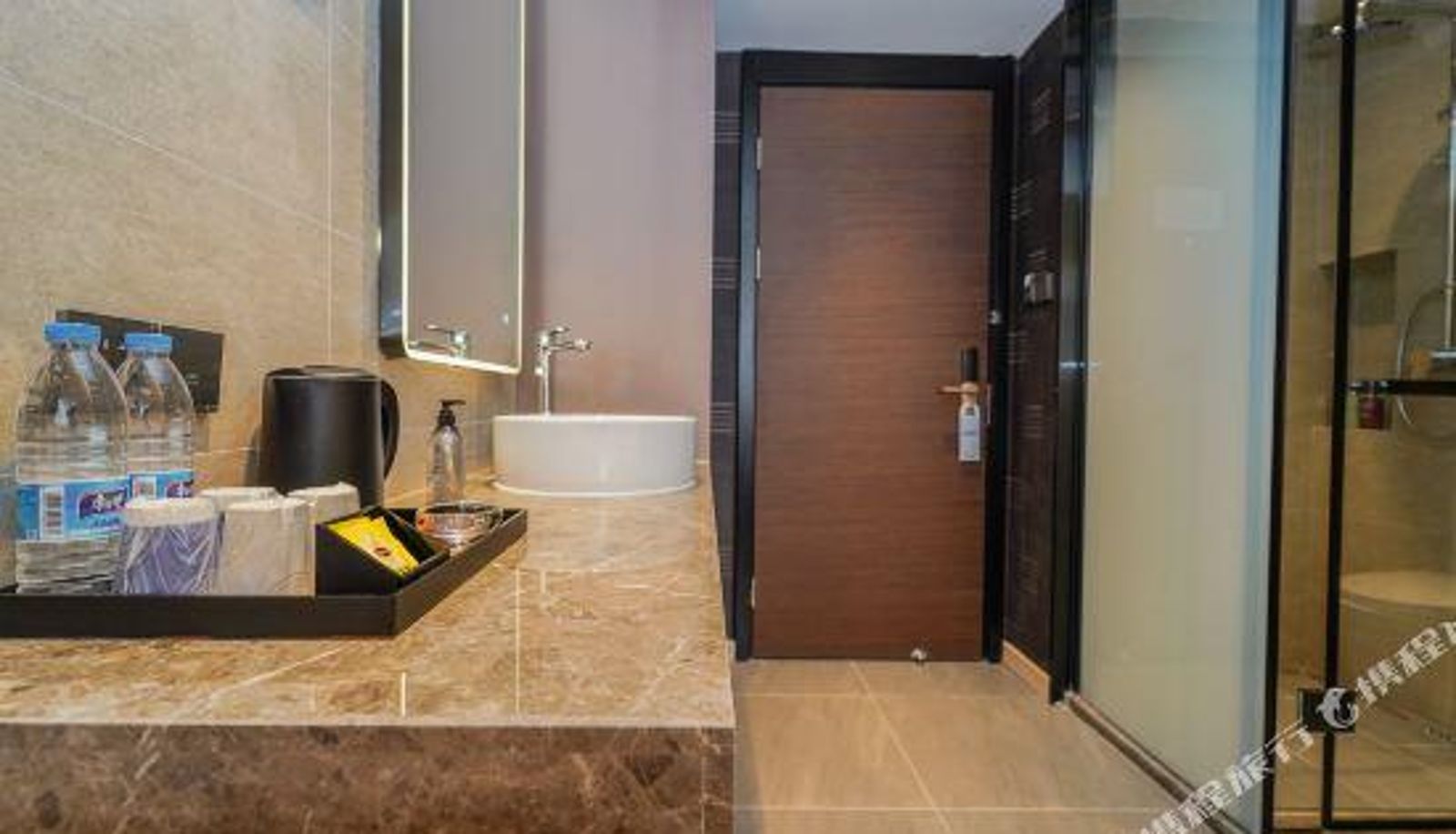 Kamer - Xiongguang Hotel (Shanghai Tangqiao Metro Station)