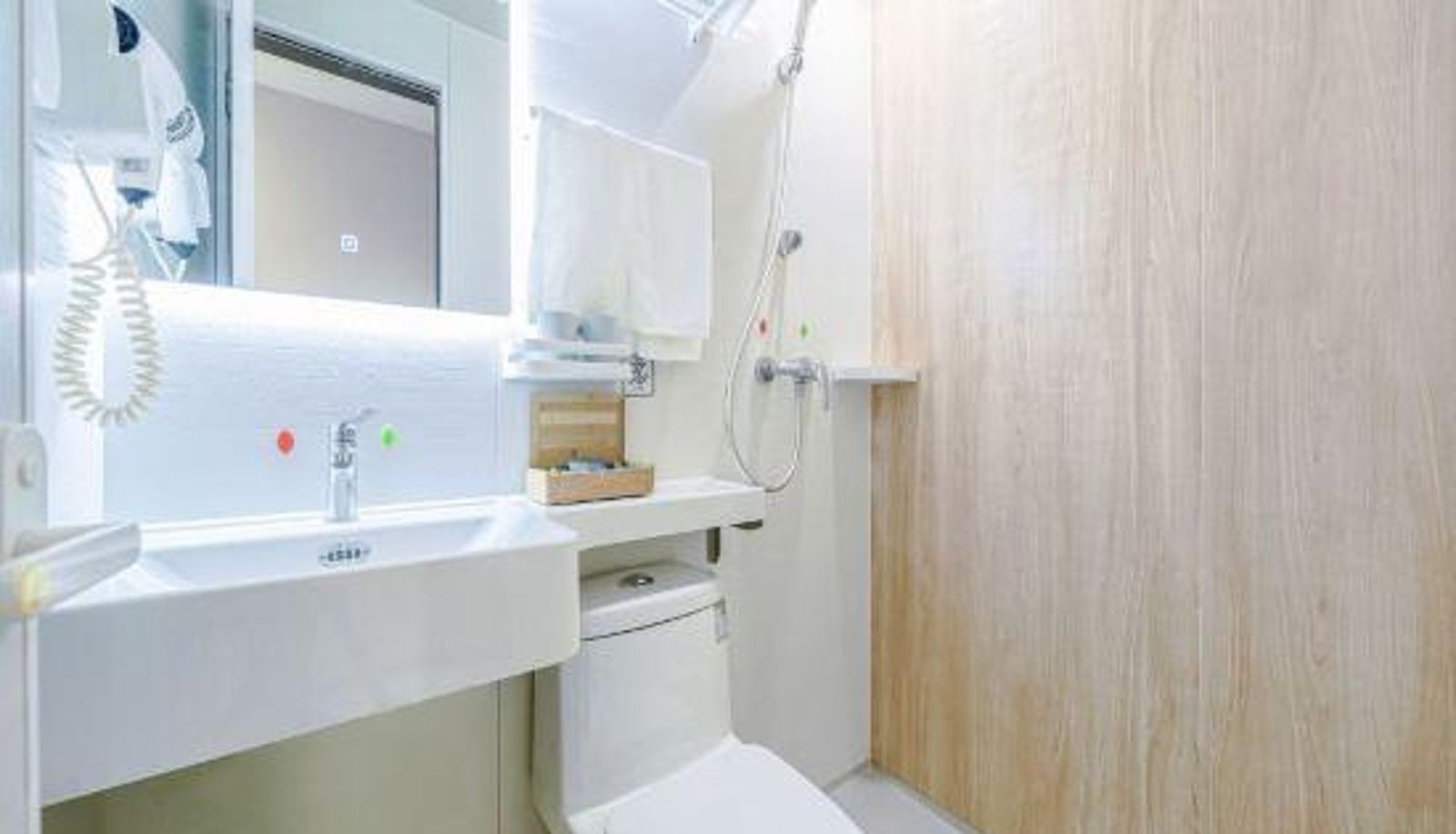 Chambre Familiale - Changee Hotel MINI (Shanghai Hongqiao National Exhibition Center Longyu Road Branch)