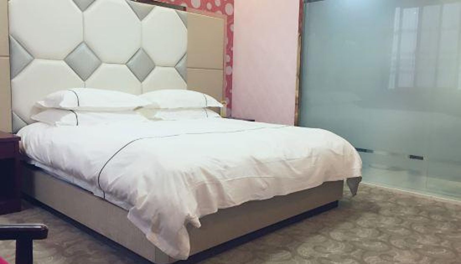 Kamer - Liquan Business Hotel