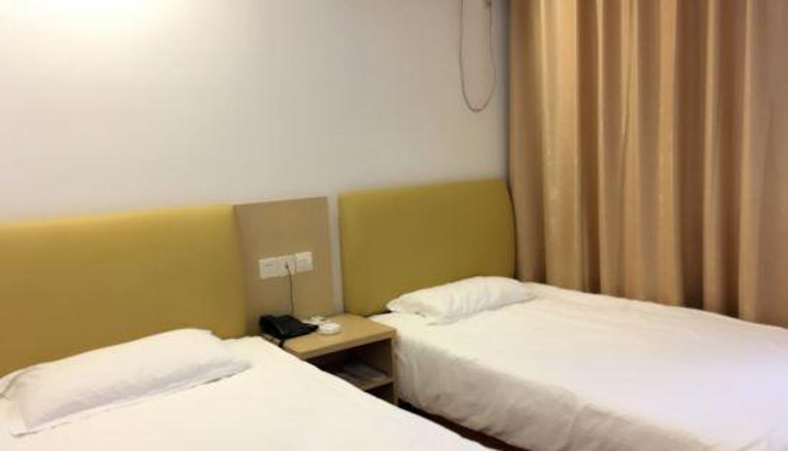Habitación - Xinyu Hotel (Shanghai Sichuan North Road Subway Station)