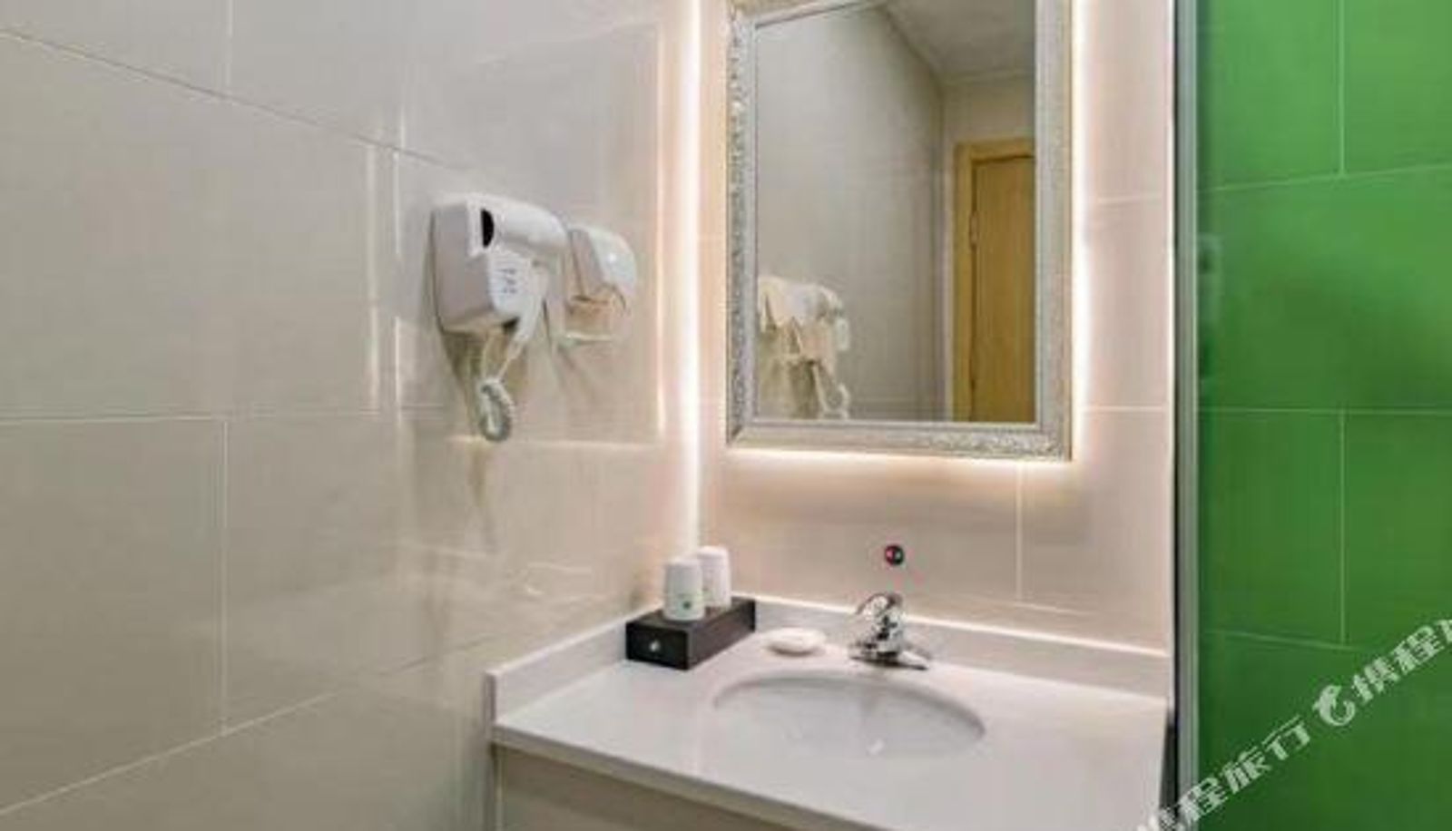 Kamer - Green Tree Inn (Beijing Tongzhou District Songzhuang Art District Business Store)