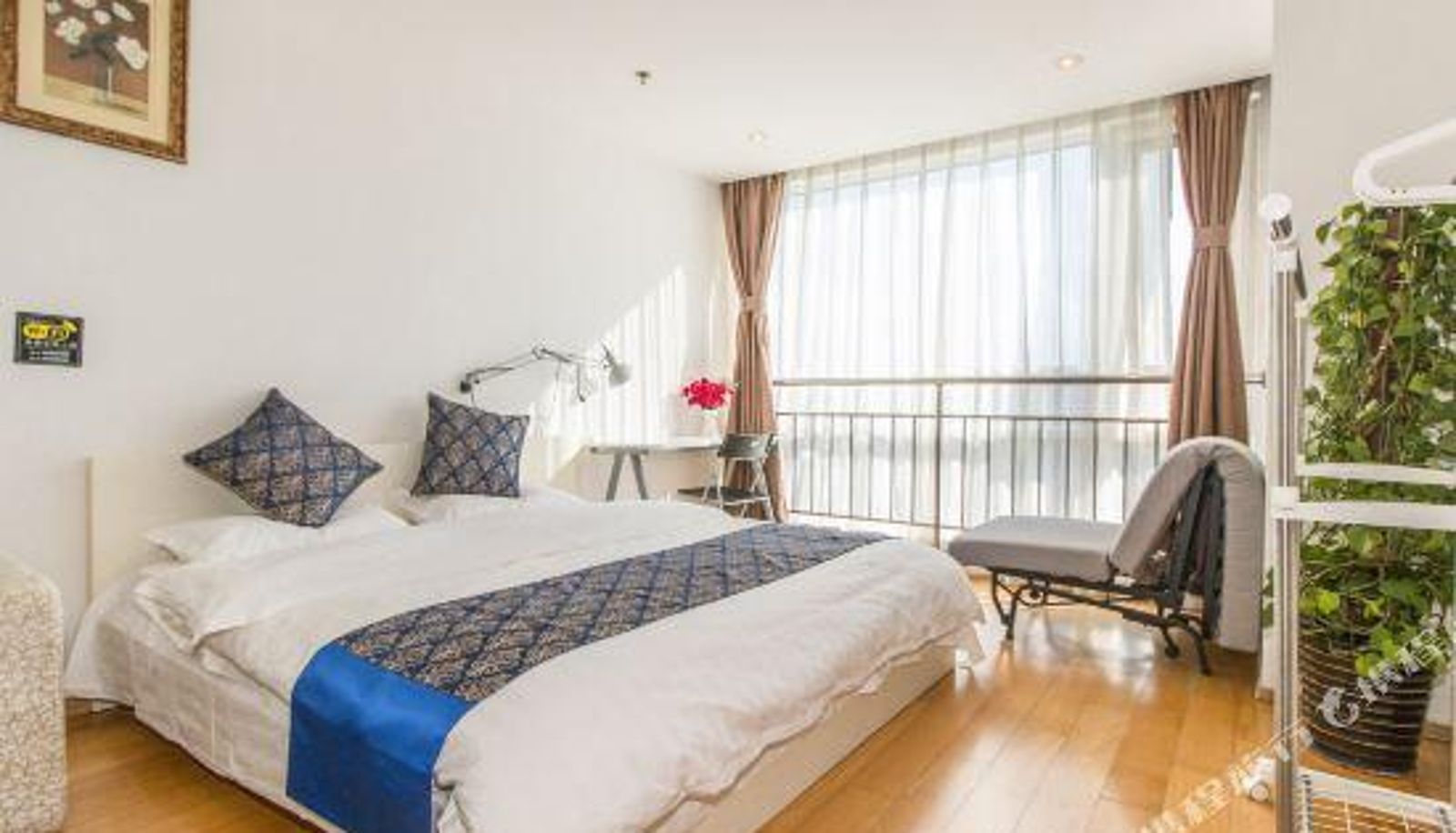 Zimmer - The Love Of Crystal Hotel(Wangjing Youlehui Store)