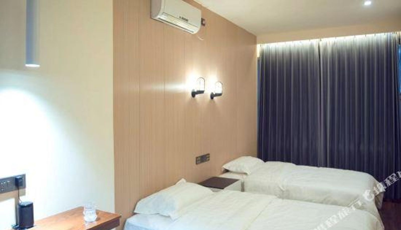 Zimmer - Star Hotel (Beijing Liyuan Subway Station)