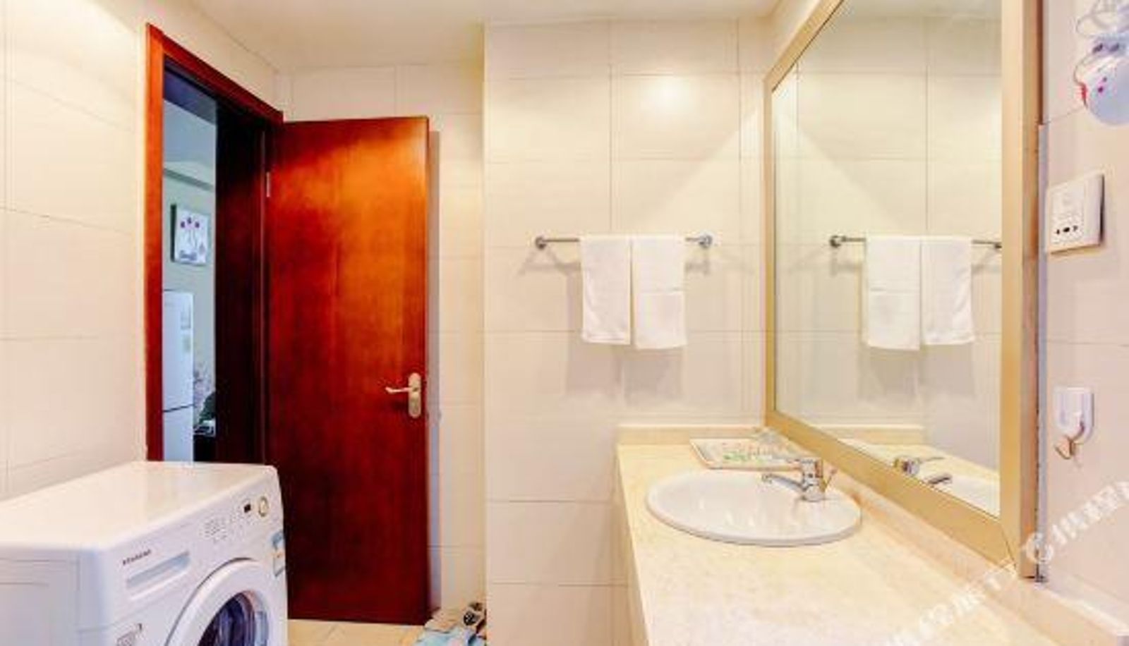 Camera - Xianggerilai Apartment (Beijing West Erqi Branch)
