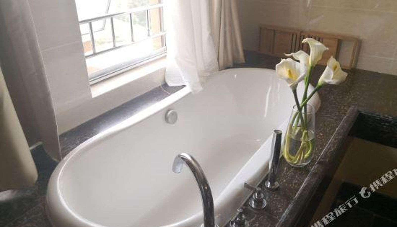Zimmer mit Balkon - Jingxinruo Apartment