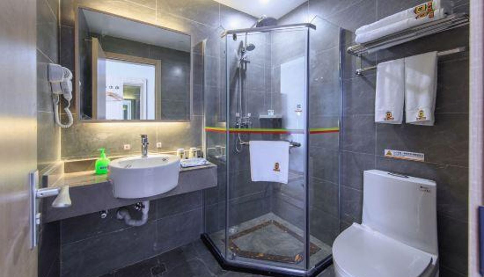 Business-Zimmer - super eight hotel