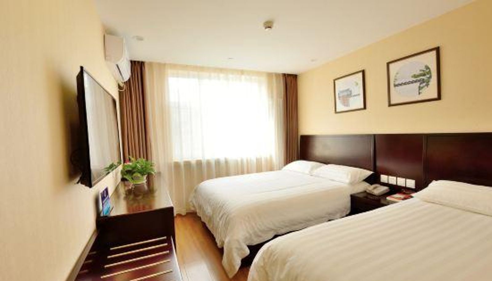 Camera - Jintai Home (Beijing Railway Station)