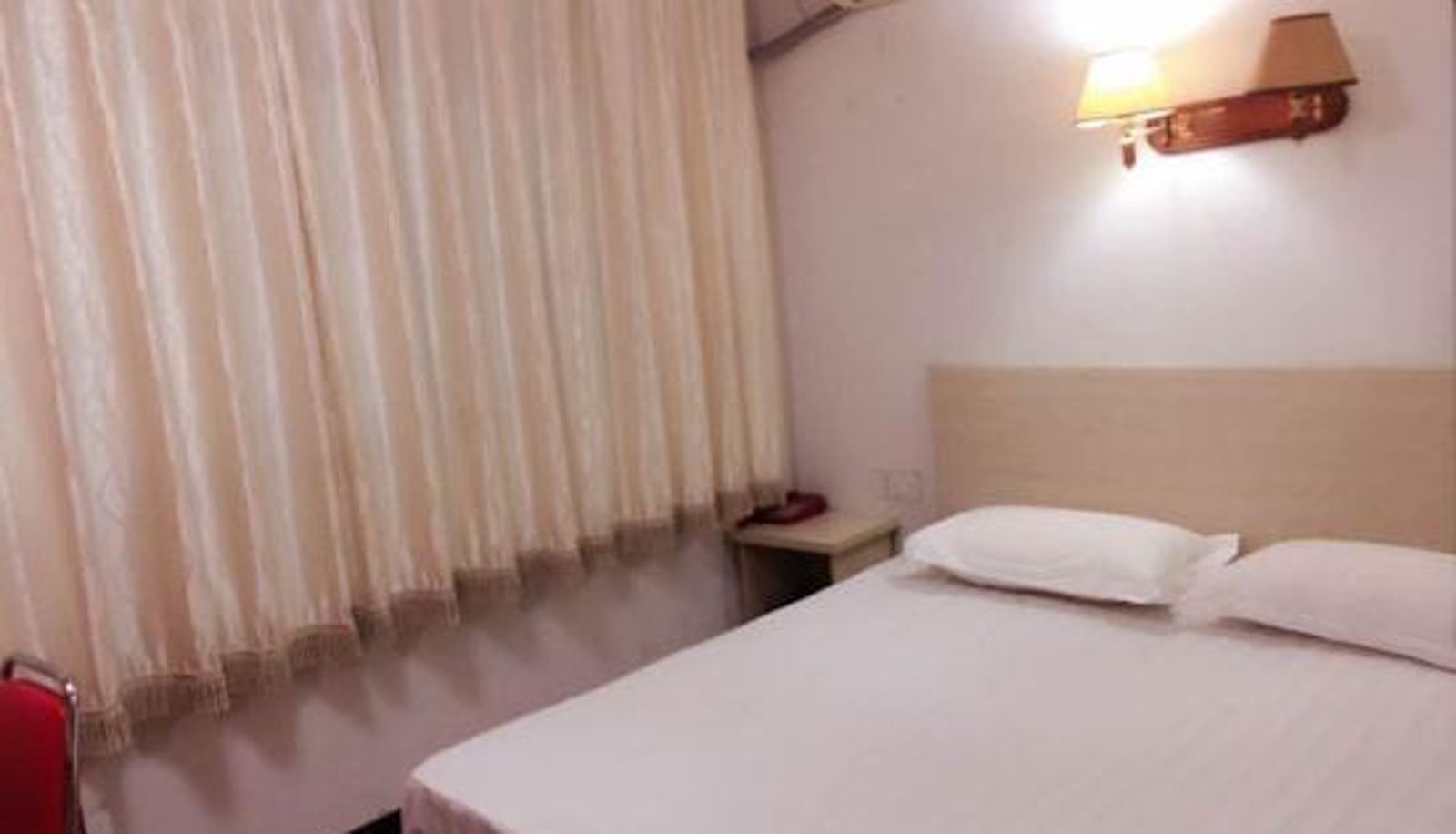 Room - Lankai Hotel