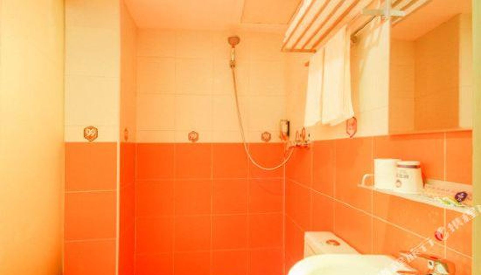 Familienzimmer - Letu Youth Hotel (Beijing Fengtai Railway Station Subway Station)