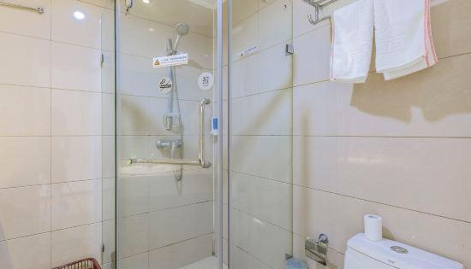 Habitación familiar - Super 8 Hotel (Beijing Chaoyang Road Xinglong)