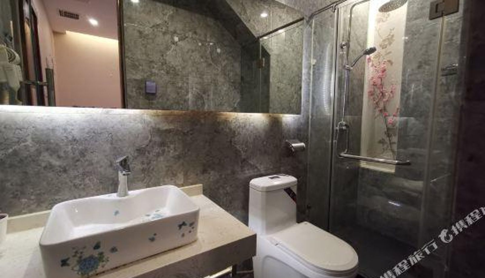 Camera business - Beijing Tiantan Huiqingyuan Hotel