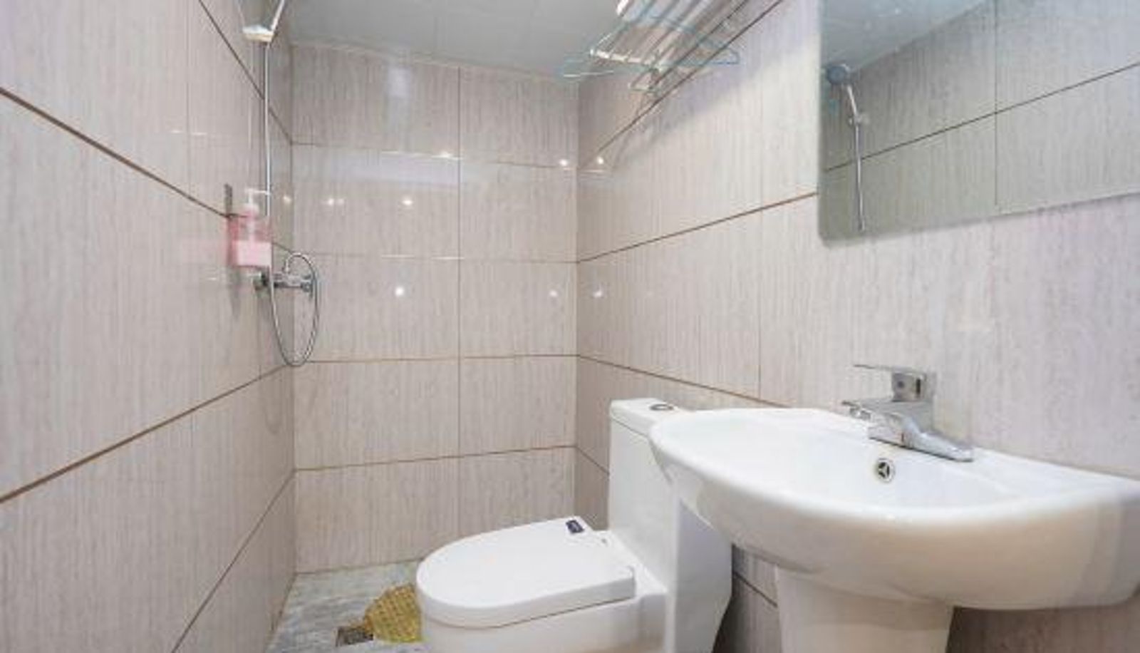 Kamer - Youth Hostel Chains