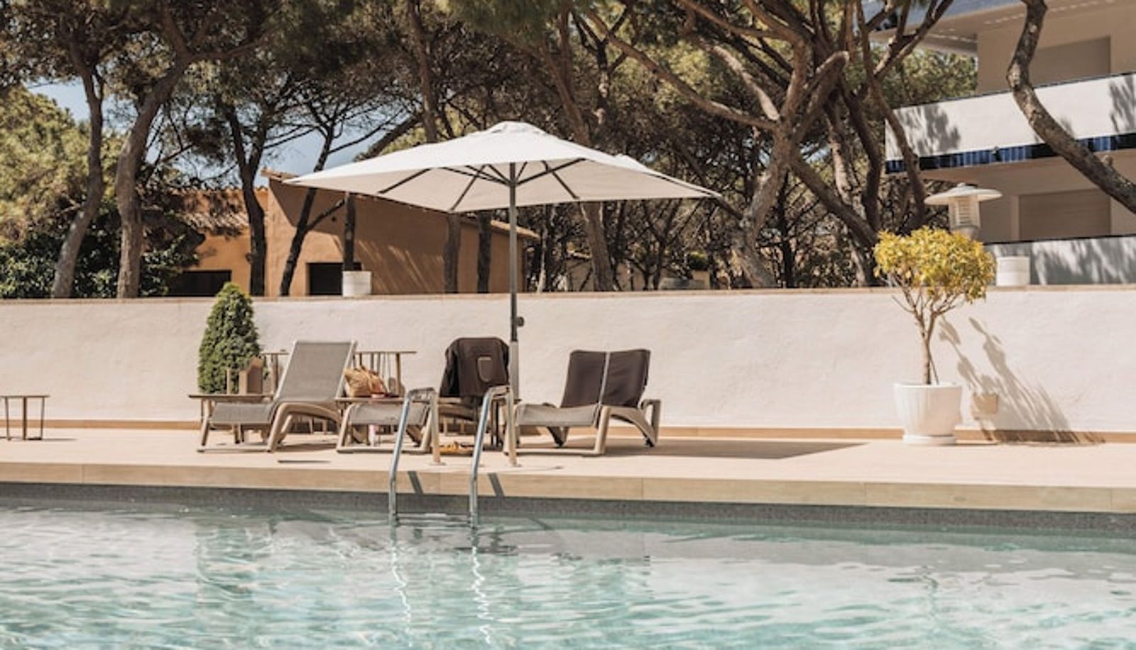 Basen - Hotel Aromar