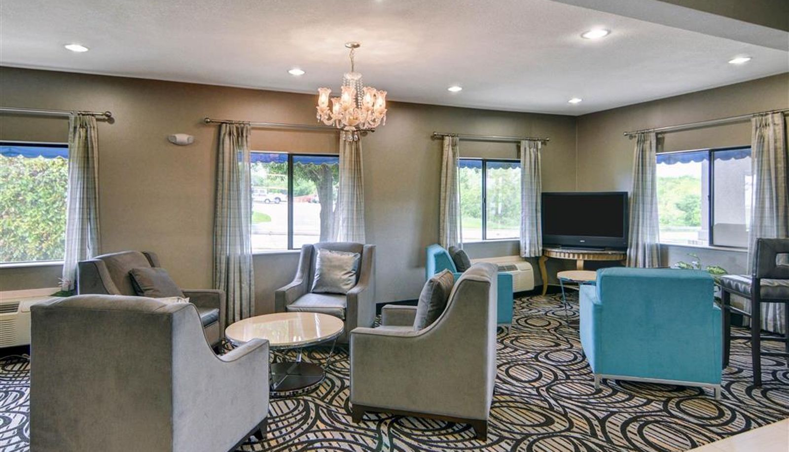 Lobby - QUALITY INN AND SUITES