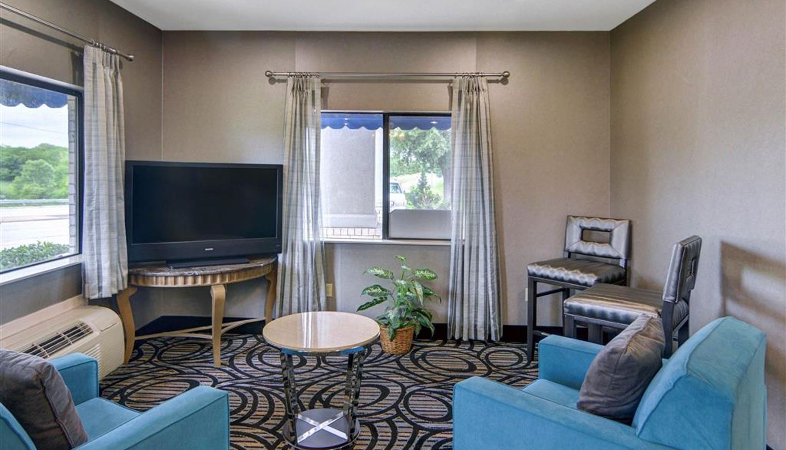 Lobby - QUALITY INN AND SUITES