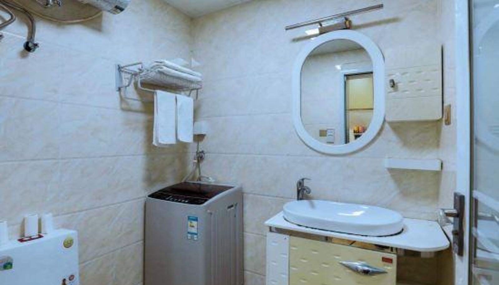 Zimmer - Nanchang Qingsu Cinema Apartment (West Lake Wanda Plaza)