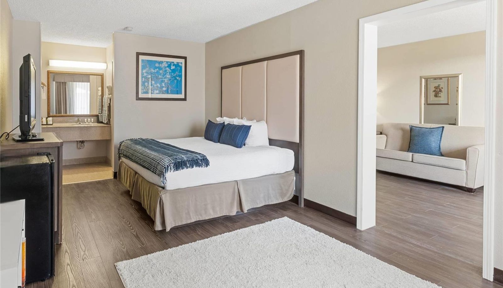 Room - Ramada by Wyndham Houma