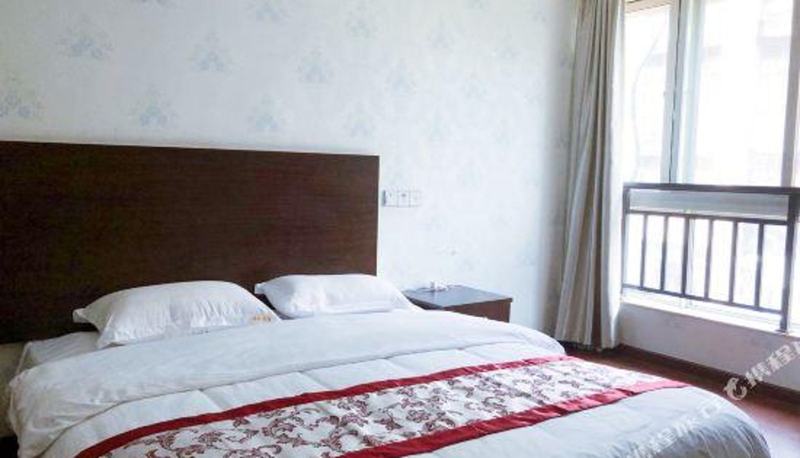 Camera - Ningbo Hongxin Hotel