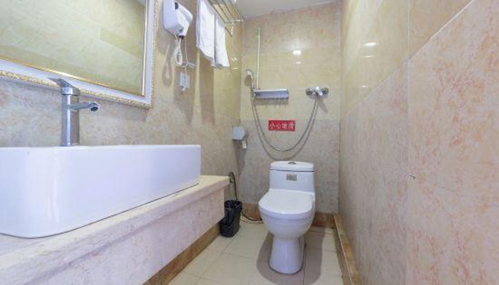 Camera - Mianyang Drunken Beauty Impression Theme Hotel