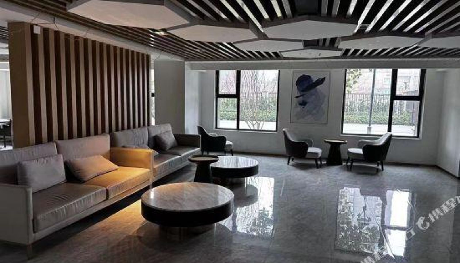 Rezeption - Prosperous Apartments (Luoyang Railway Station Store)