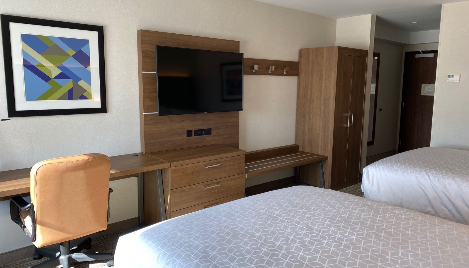 Room - Holiday Inn Express & Suites CHATSWORTH by IHG
