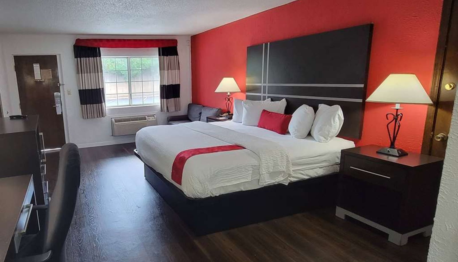 Zimmer - Ramada by Wyndham Mountain Home