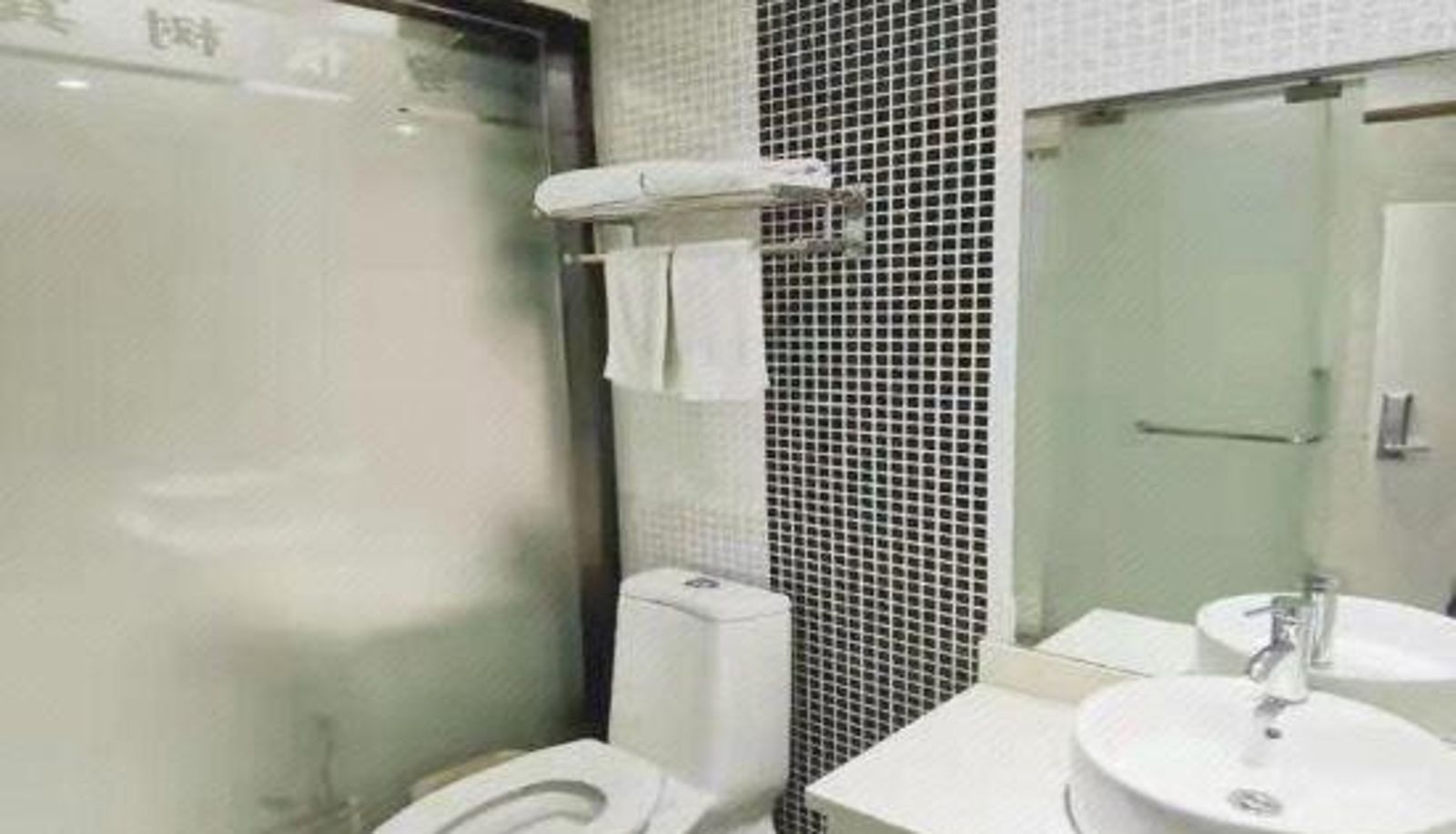 Kamer - Hummingbird Express Hotel (Huangshi Tuanchengshan Branch)