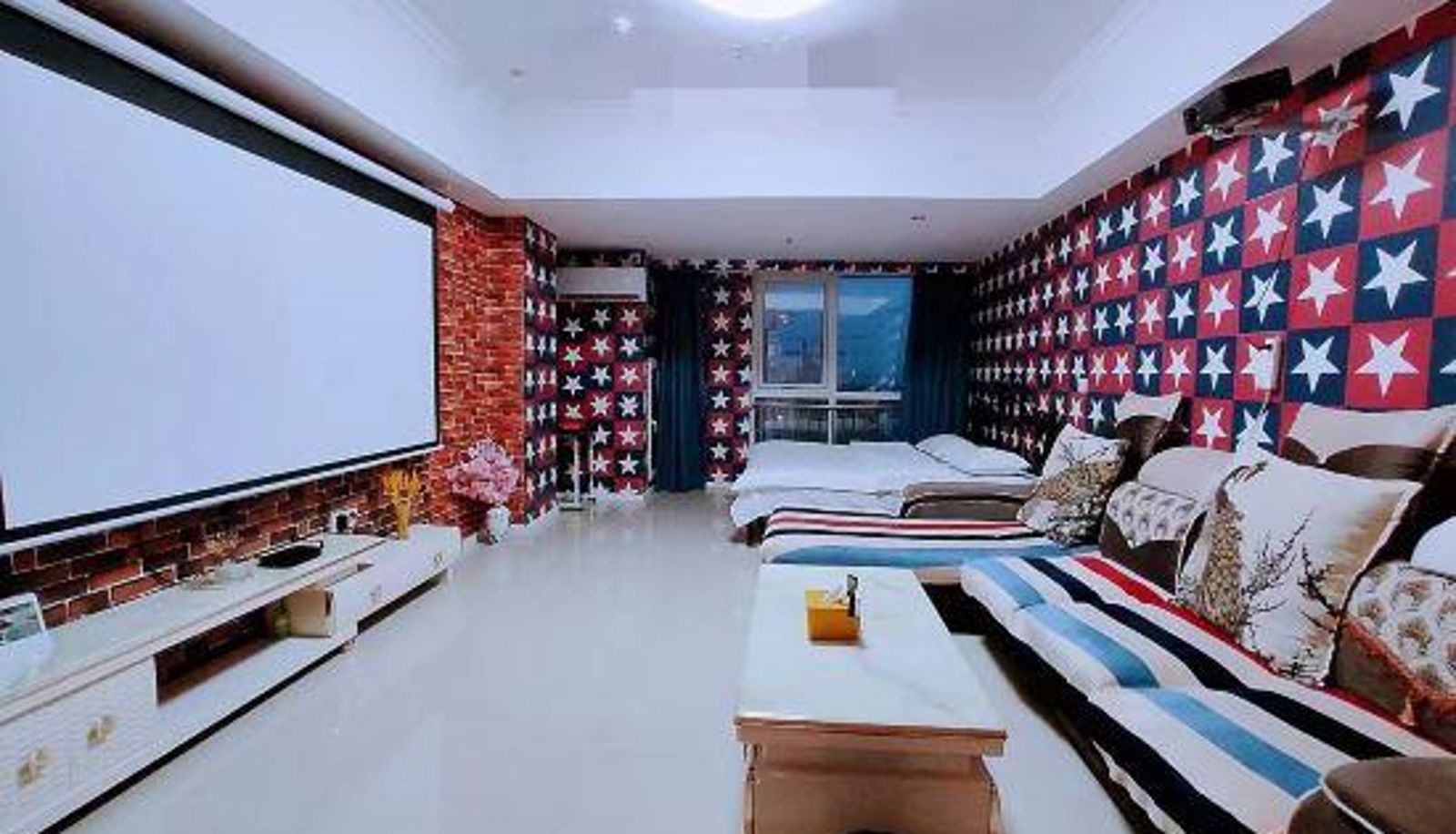 Room - Fushun Renhe Theme Apartment