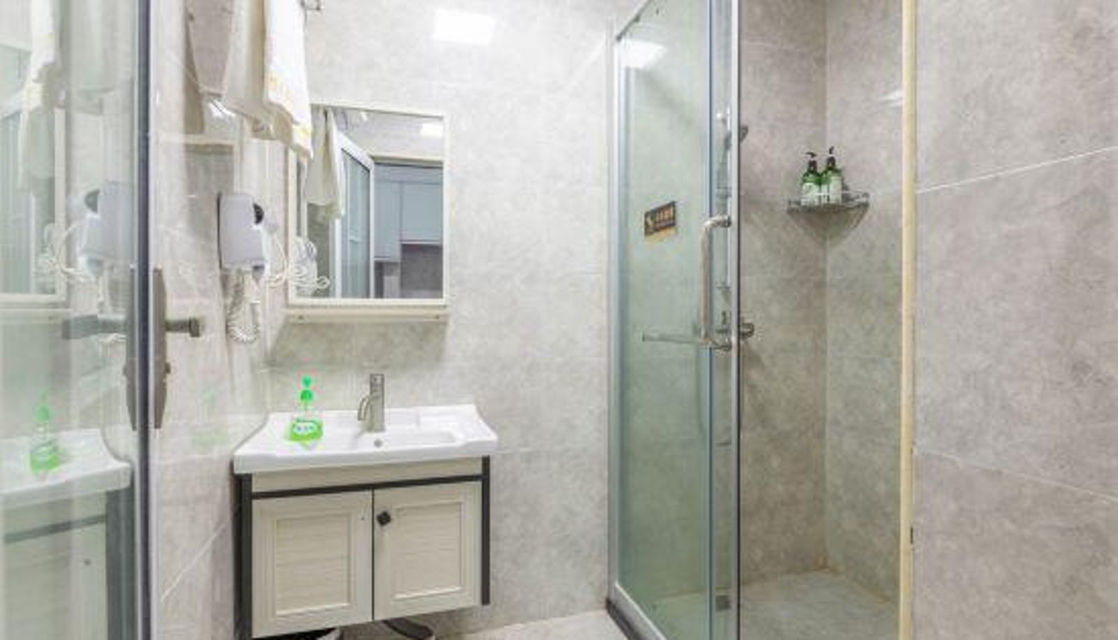 Chambre Business - Shuimian Mima Theme Apartment (Foshan Xincheng Baoli)