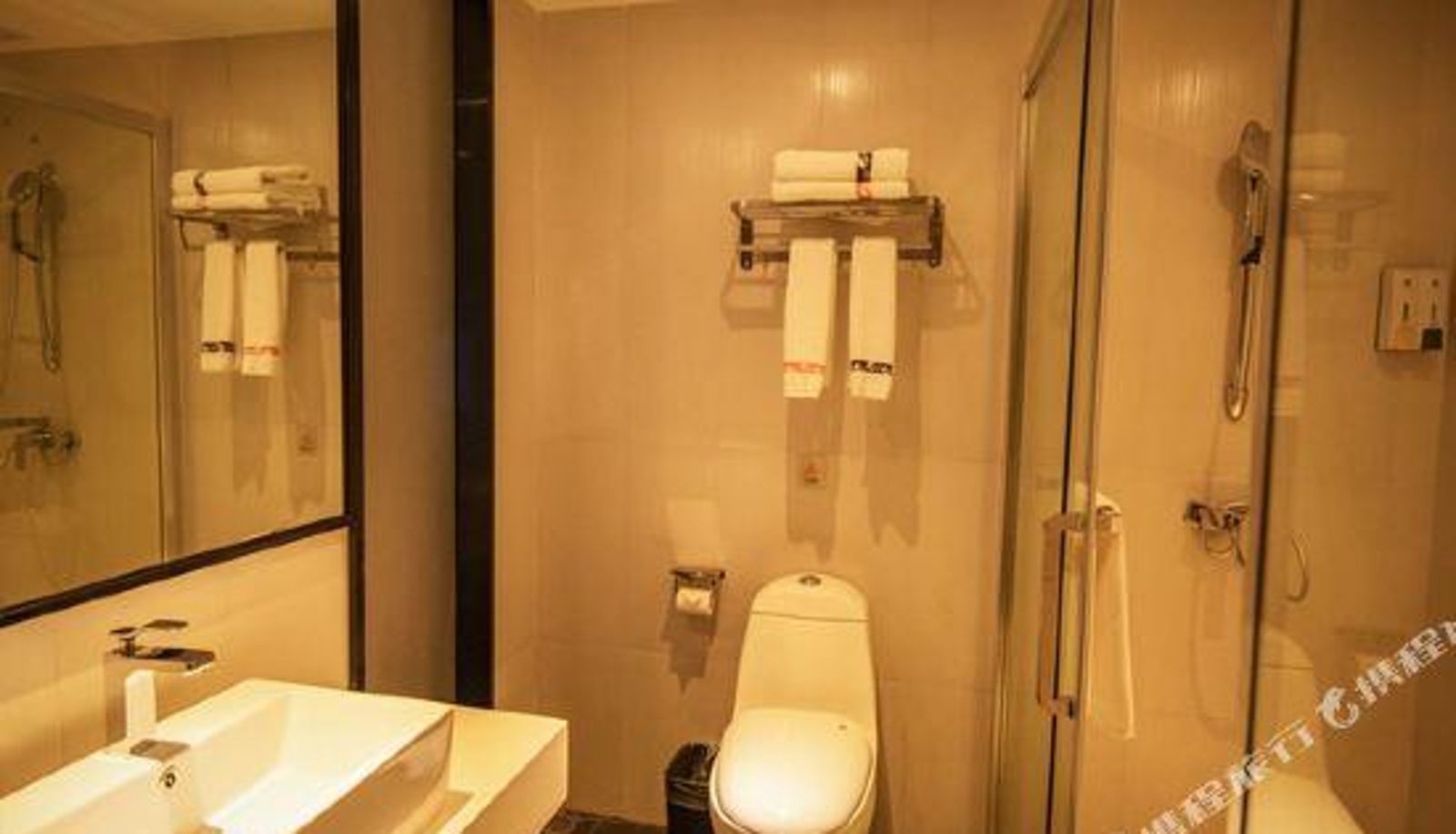 Camera business - JTOUR Inn (Foshan Xingui Commercial Plaza)