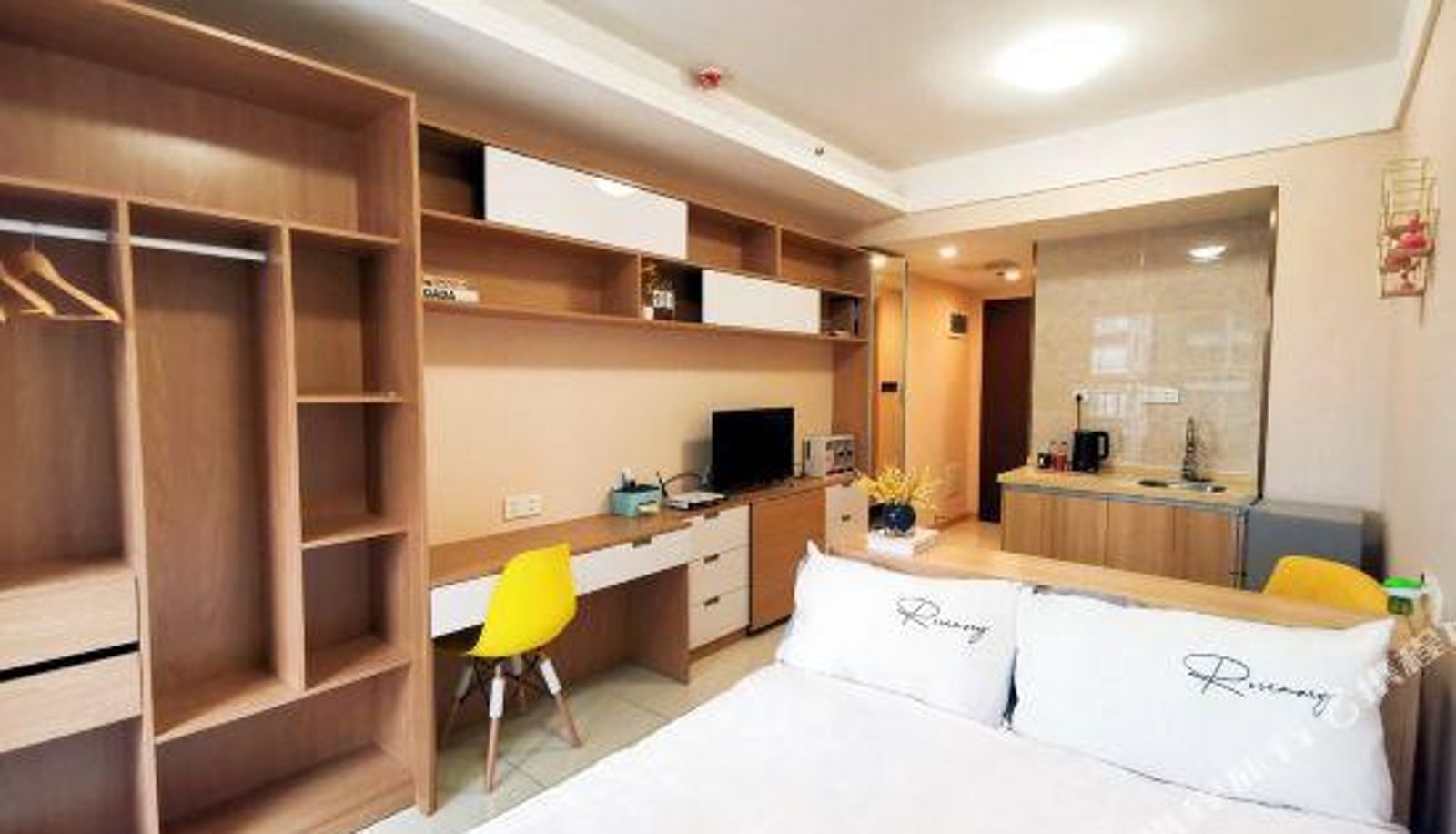 Camera - Dongguan Shuidong Building Apartment