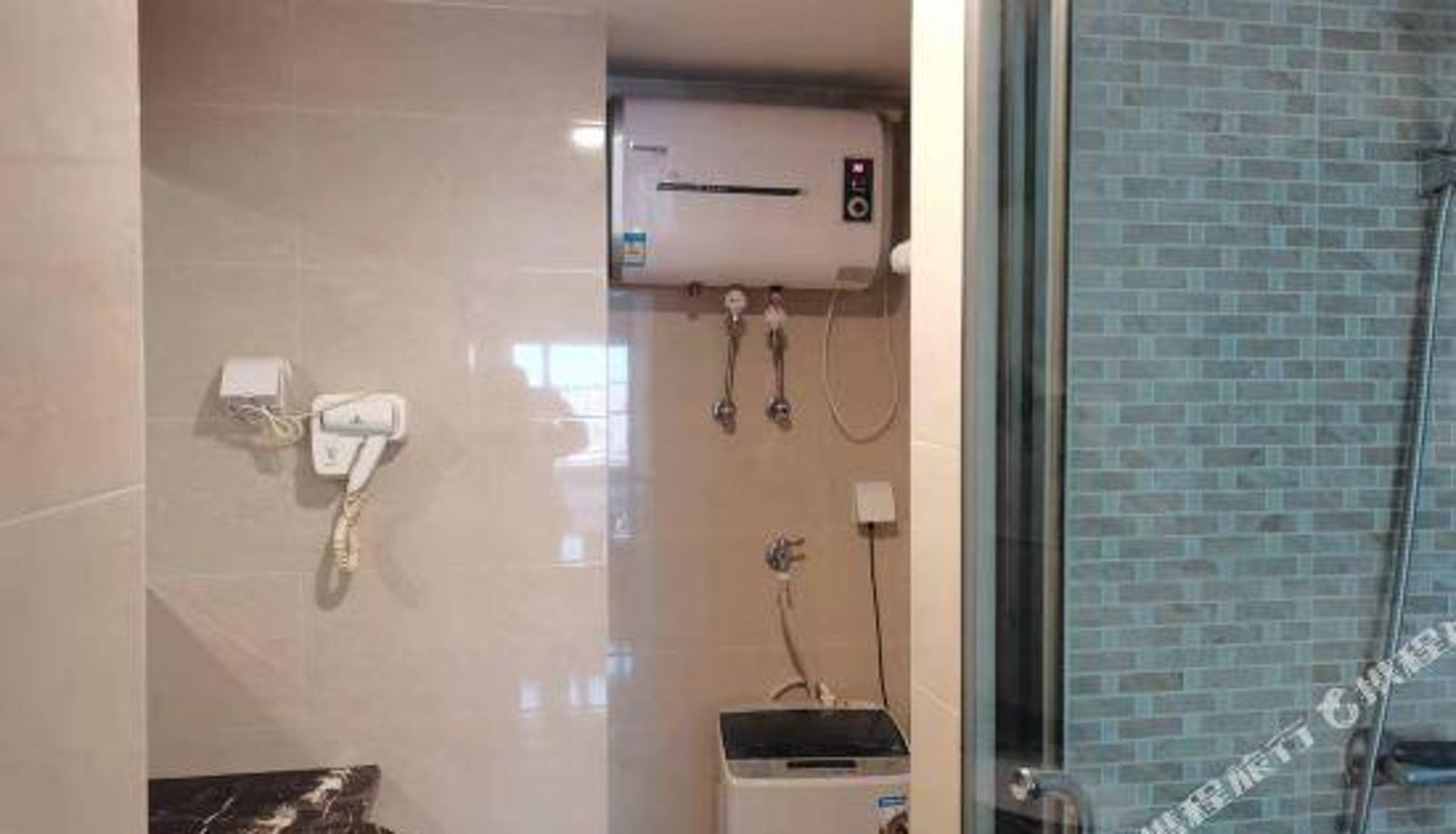 Camera business - Dongguan Youth Holiday Apartment