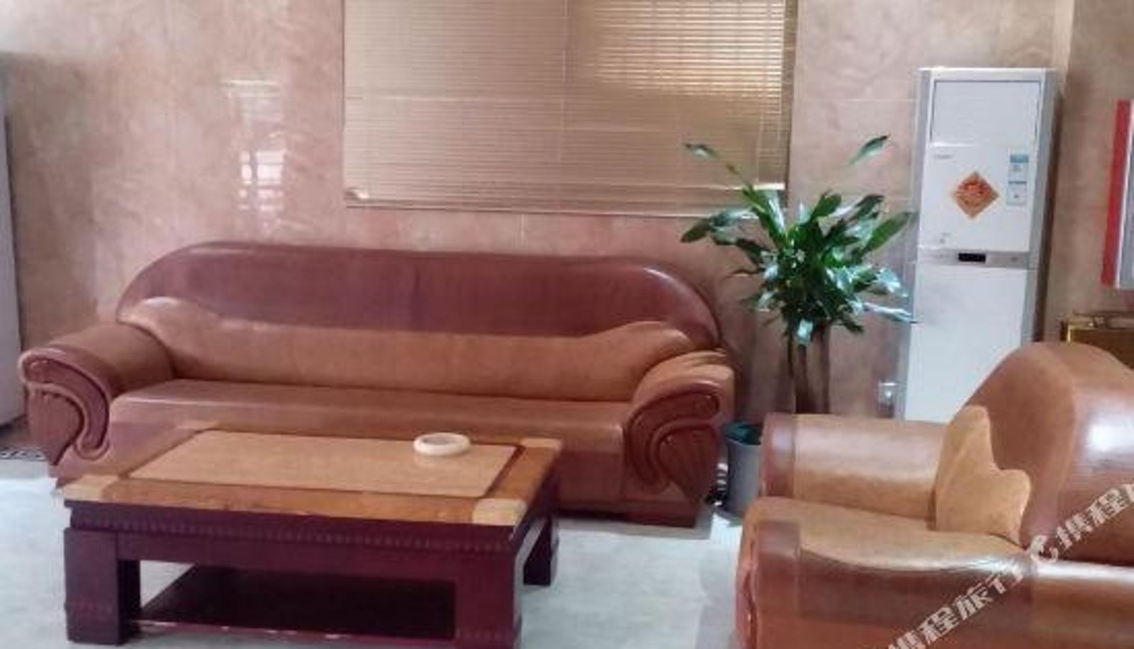 Reception - Dongguan Bailong Business Hotel